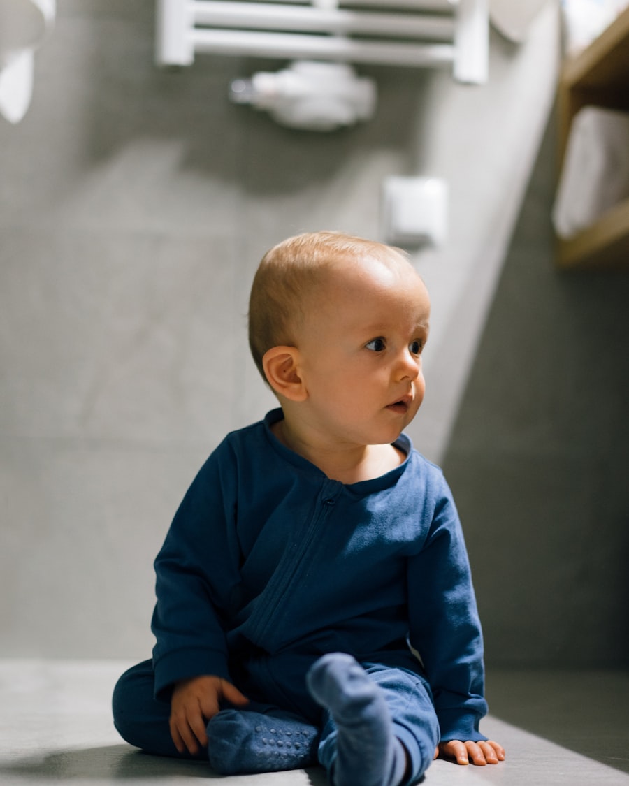 Foto del bebé en la etapa de 6–12 meses